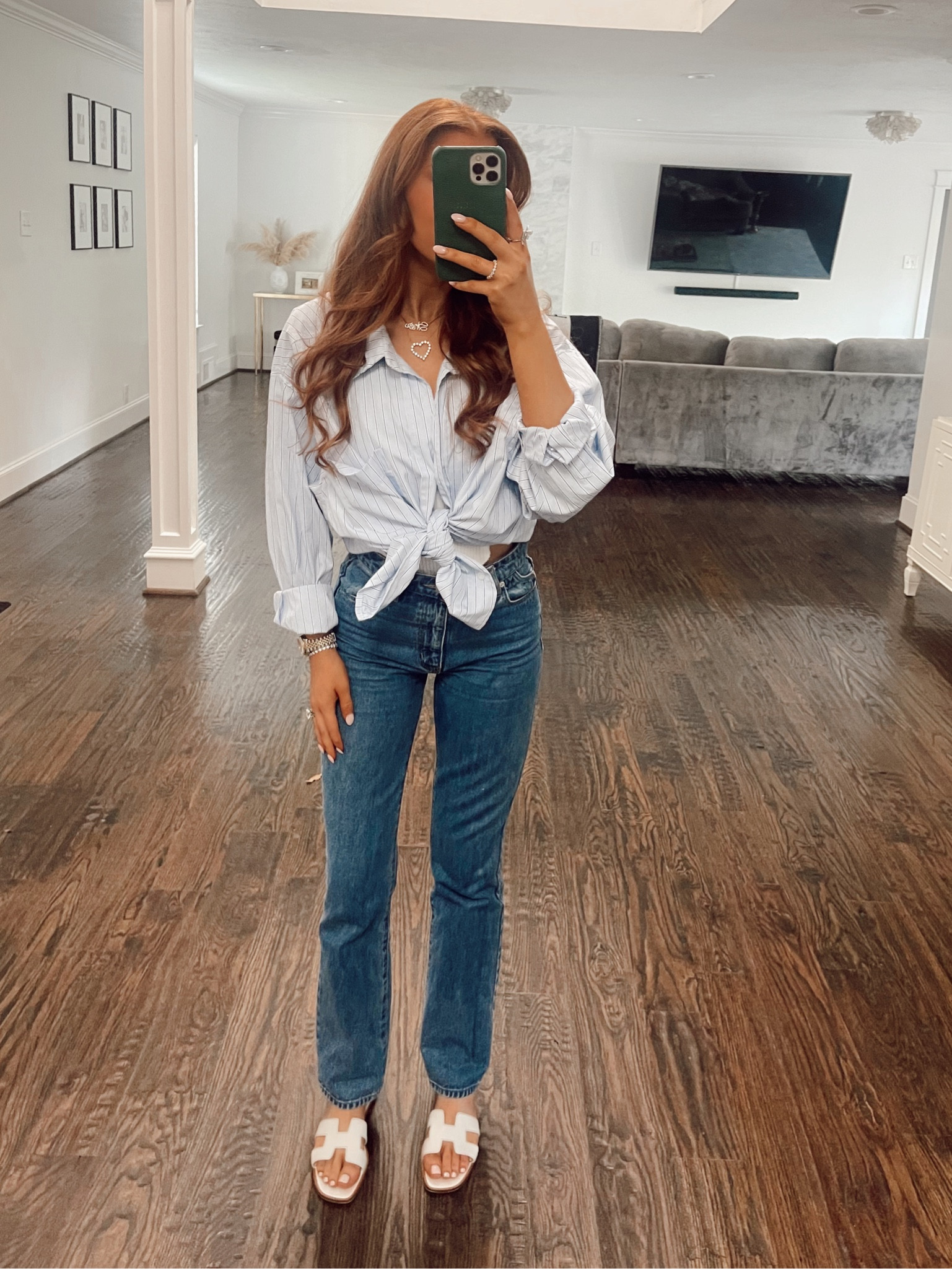 Ootd. Work outfit. Summer outfit. Vici. Vici dolls. Straight leg jeans. Rollas denim. Rollas jeans

#LTKstyletip #LTKworkwear #LTKunder100