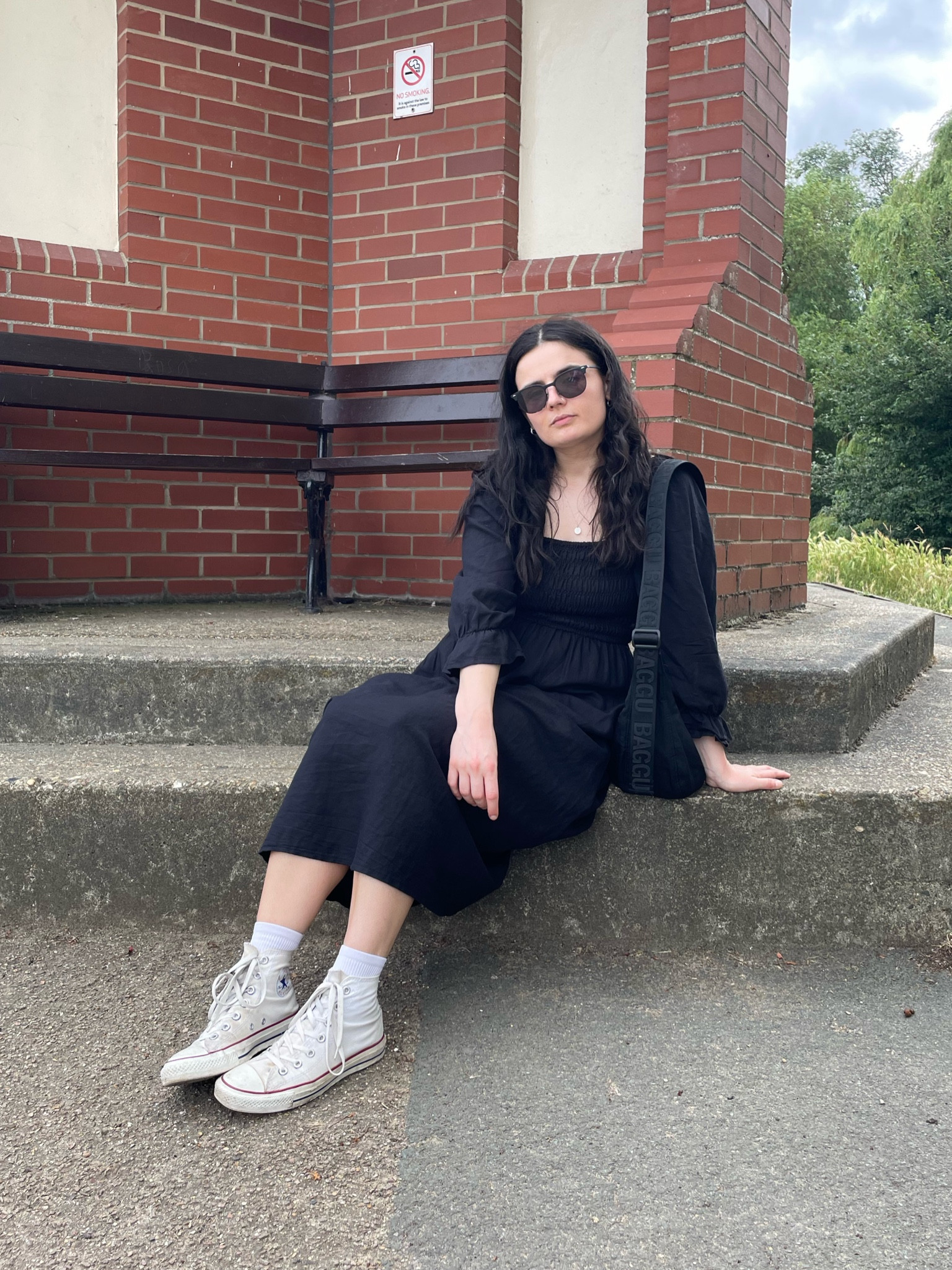 black dress converse