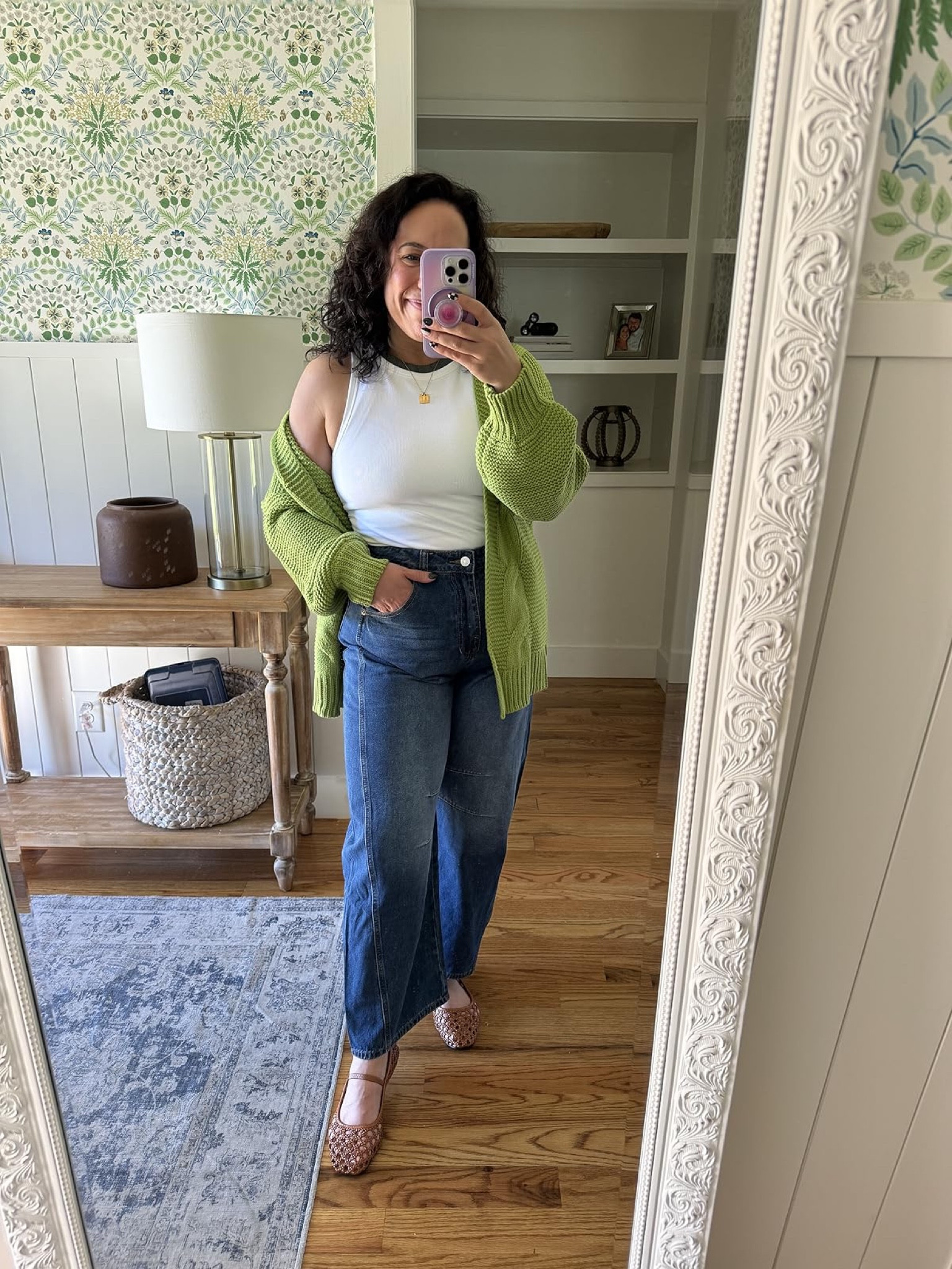 Fall midsize outfit inspo! 

Barrel jeans inspo, Cardigan inspo, Fall fashion, Midsize outfits, Fall styling, Woven flats

#LTKStyleTip #LTKSeasonal