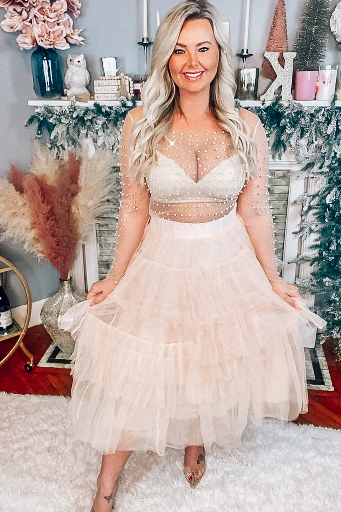 Feminine outfit for a fun girls night or date night. 

#LTKsalealert #LTKstyletip #LTKshoecrush