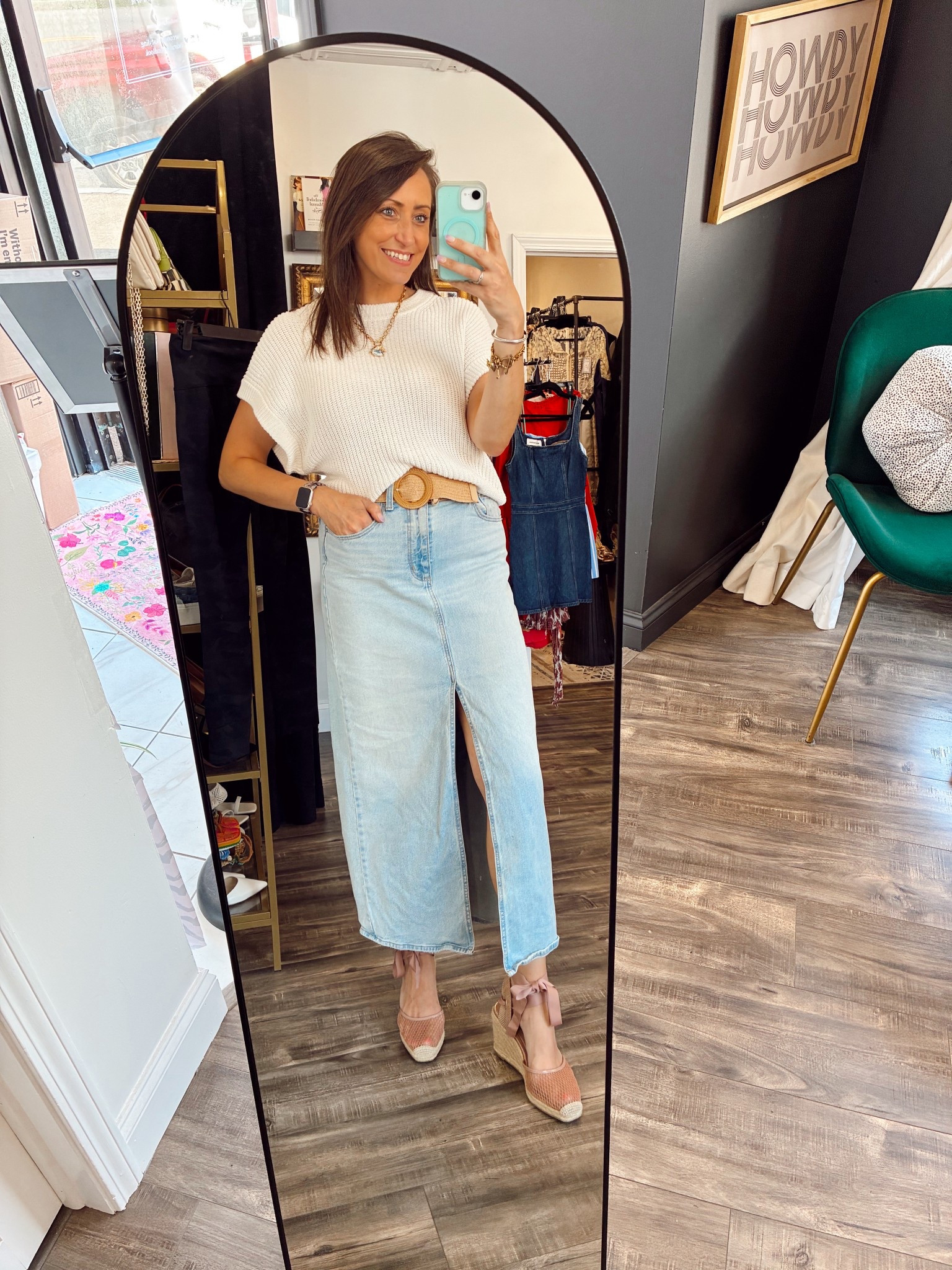 This top is $20 and goes with everything!! #targetstyle 

#LTKWorkwear #LTKStyleTip #LTKSaleAlert