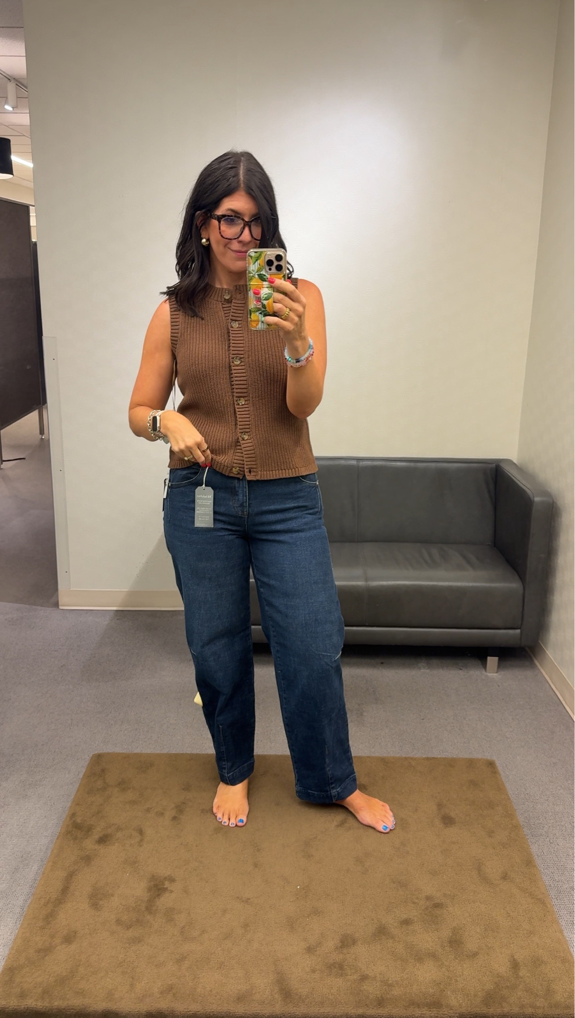 Nordstrom Anniversary sale finds I had to try!
Size down in sweater vest!  In a small. In a 6 in the barrel- these run very large, I probably could have sized down again

Nordstrom, NSale, Anniversary sale, midsize fashion, women’s fashion, sweater vest, denim, jeans 

#LTKStyleTip #LTKSaleAlert #LTKMidsize