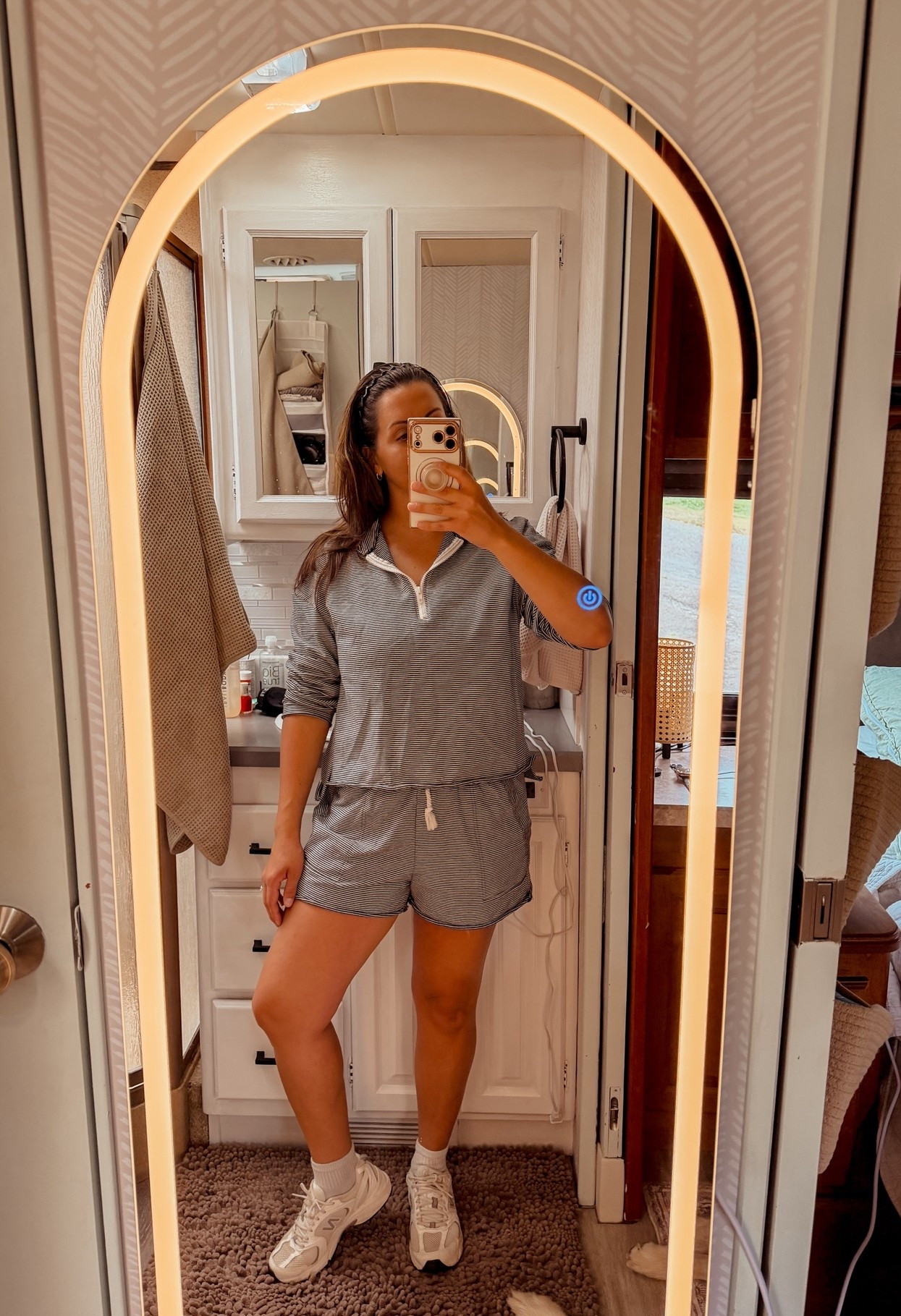 Today’s OOTD

#LTKootd #LTKMidsize #LTKPetite