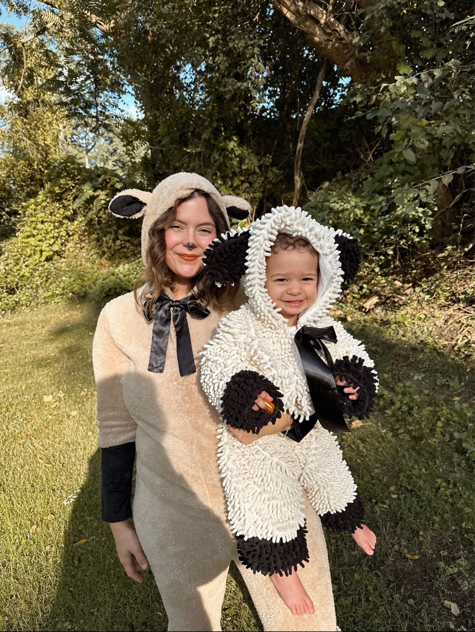 The cutest sheep costumes!



#LTKSeasonal #LTKHalloween #LTKfamily