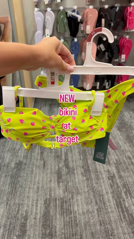 New Bikini at Target 🎯🍓

The cutest little strawberry swimsuit! Available in more prints, too!



#LTKFindsUnder50 #LTKVideo