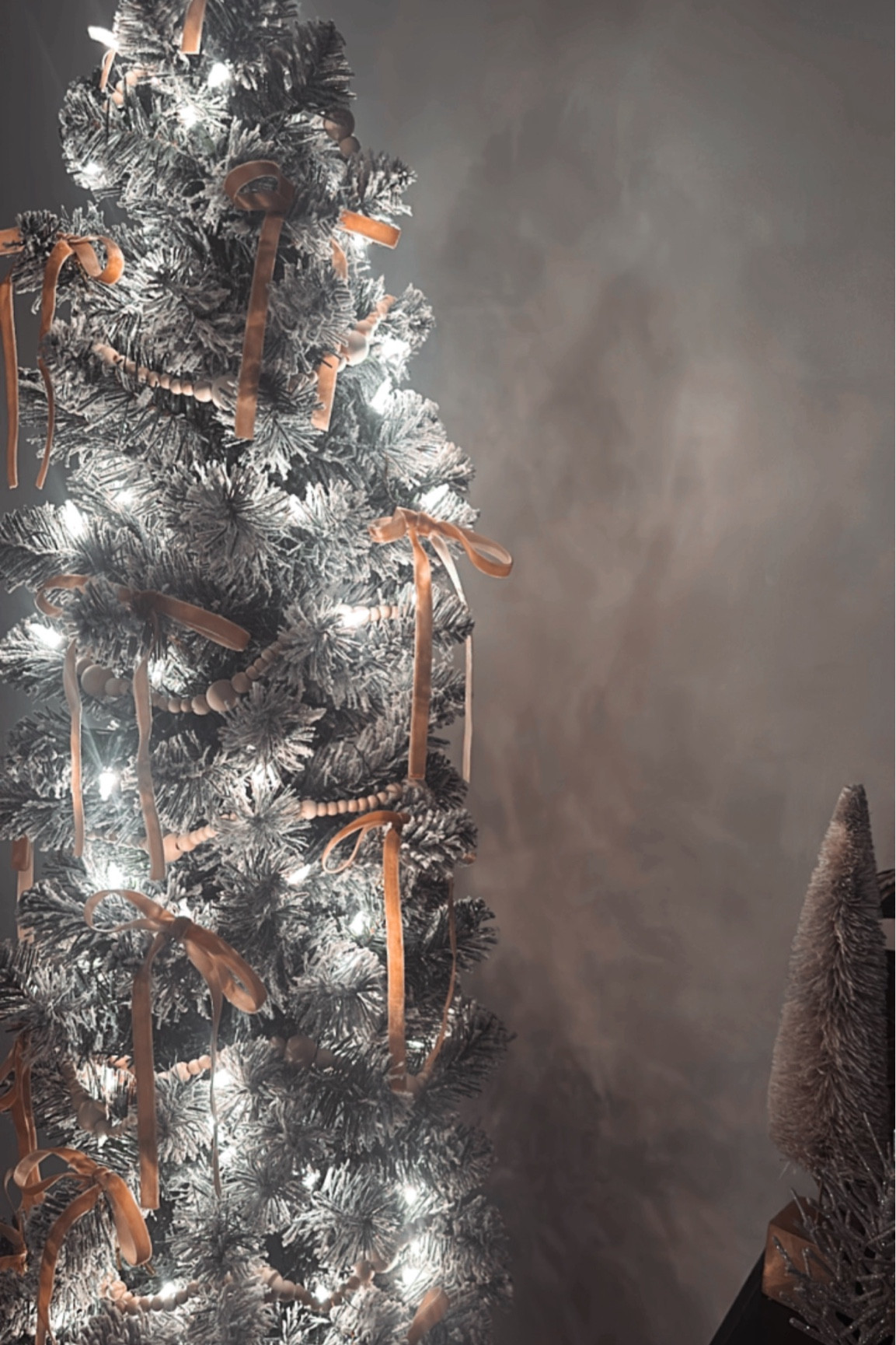 It’s a coquette Christmas 🎀

#LTKSeasonal #LTKHome #LTKHoliday