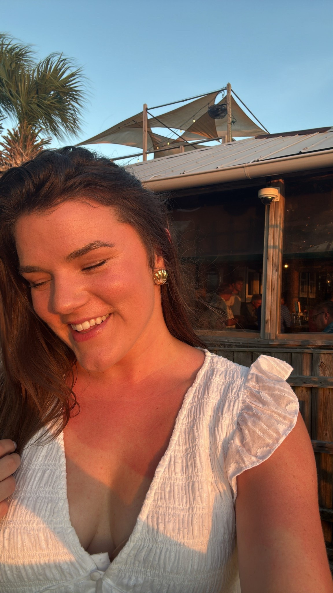 Obsessed with these little seashell earrings🐚✨ #seashell #amazon #earrings

#LTKStyleTip