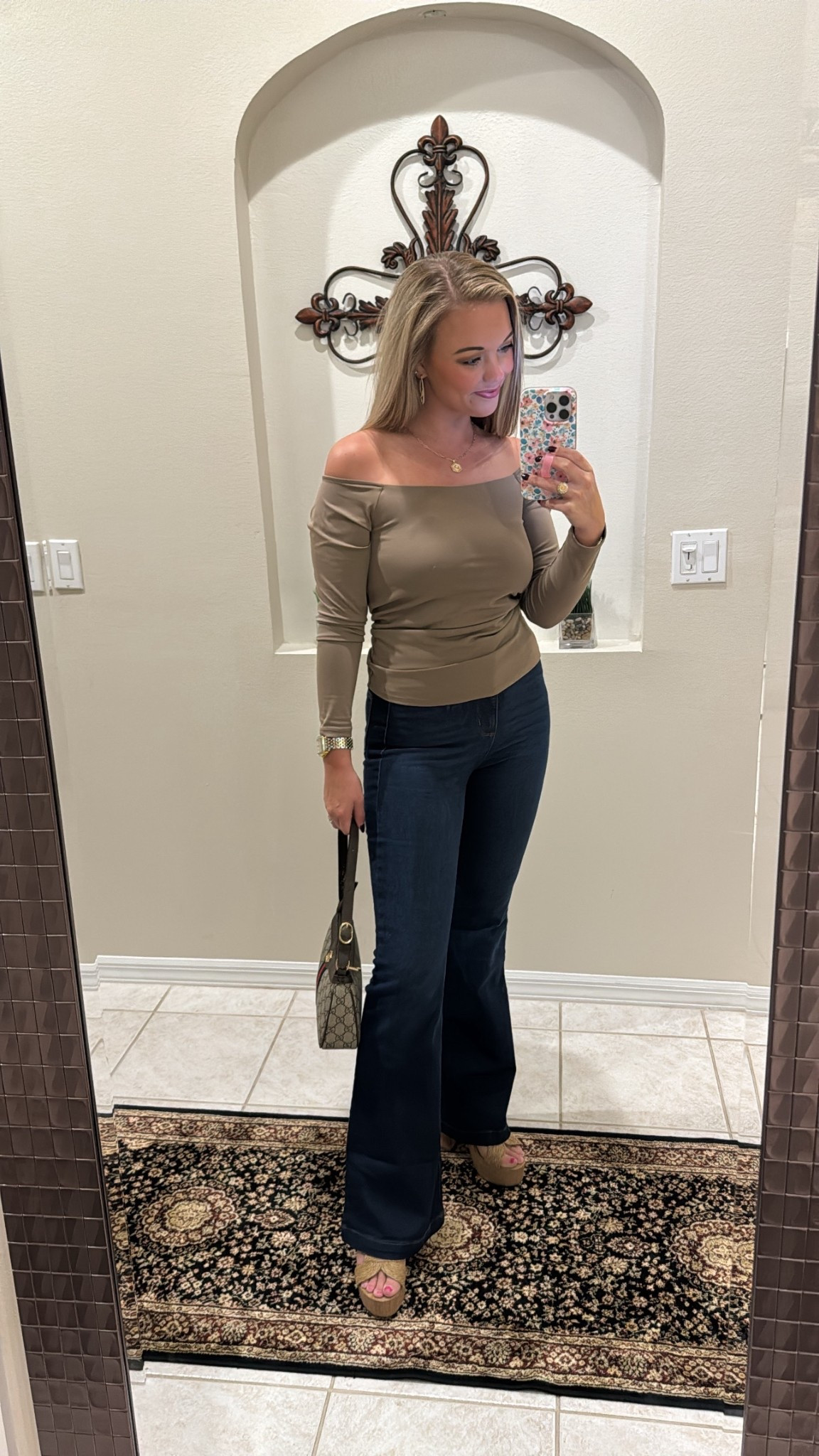 Hands down the BEST jeans! So flattering and great quality. Less than $30!!
I’m wearing a 4
I’m 5’3, 135 lbs, size 4-6

#walmart #walmartfashion #walmartfinds


#LTKSaleAlert #LTKFindsUnder50 #LTKootd