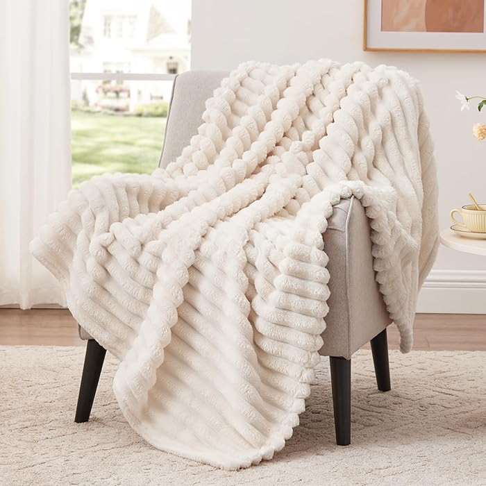 EXQ Home Fleece Blanket Twin Size for Couch or Bed - 3D Stripe Jacquard Decorative Blankets - Coz... | Amazon (US)