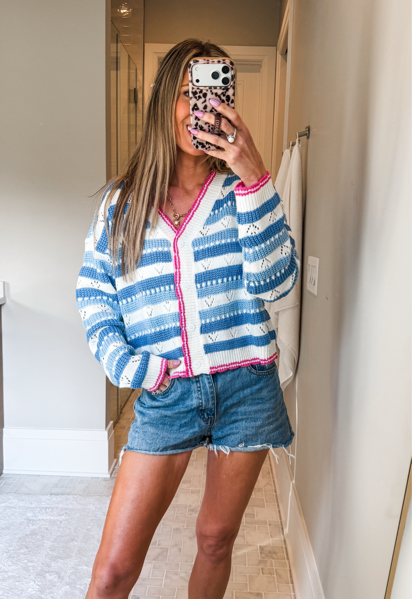 Living in this striped cardigan🩷🩵🤍

#LTKdayinmylife #LTKootd #LTKgrwm