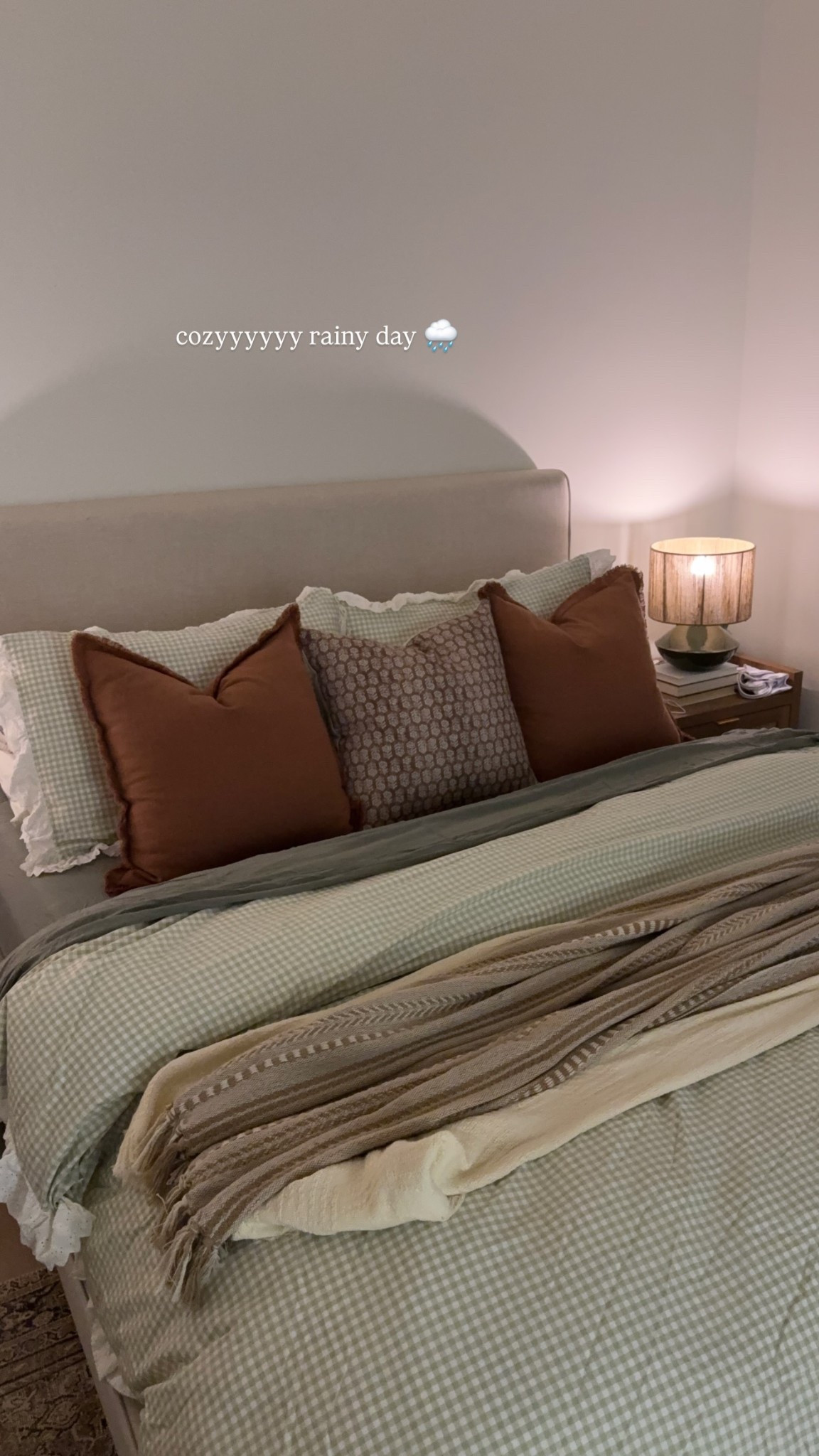 cozyyyyyy rainy day 🌧️