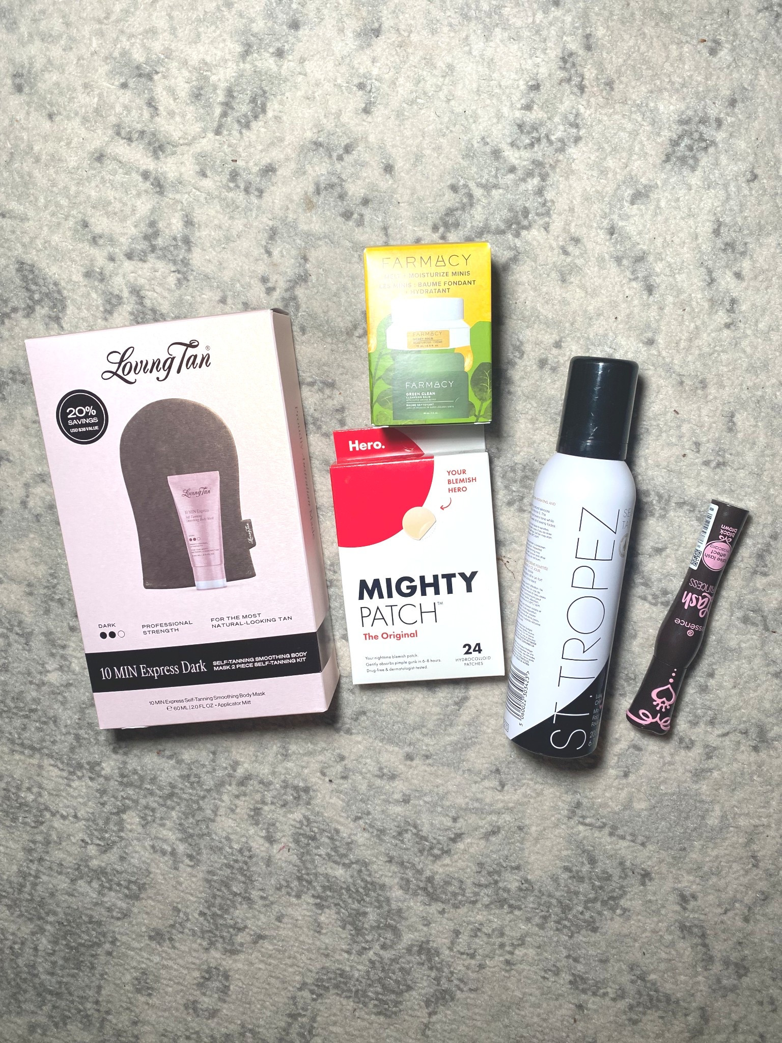 Little @ulta haul for you! Some new products to try and some restocks. I wanted to try the new 10 min rinse off loving tan self tanner and y’all 1000/10 so good!! I love the mighty patches that’s a given. My fave tanner is st. Tropez so I got it when I can leave on a longer tan as well. I wanted to try the brown mascara and I’ve been having some issues with dry skin so I was recommended to try the farm act moisturizer so we will see how it goes! 

#LTKmomlife #LTKselfcare #LTKBeauty