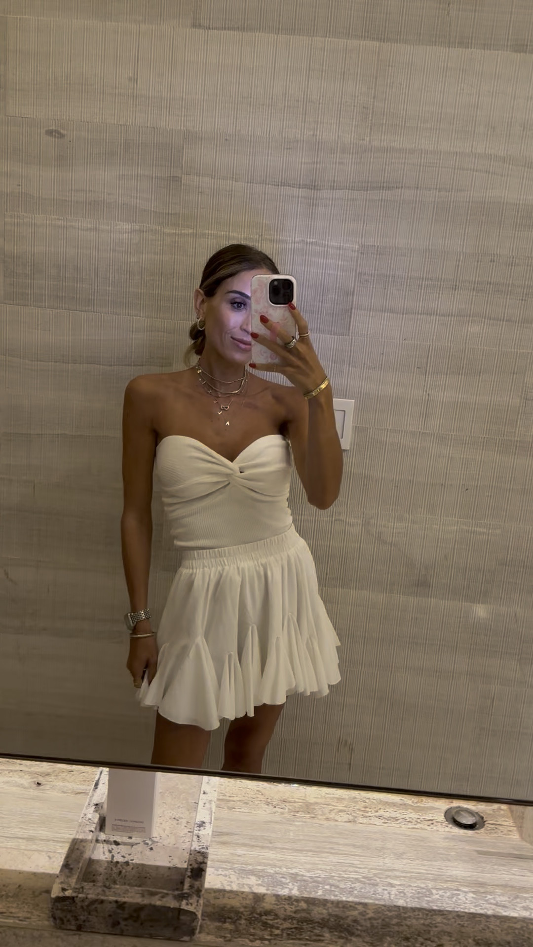 Amazon strapless top smallest white flowy skirt size xs 

#LTKFindsUnder100 #LTKFindsUnder50