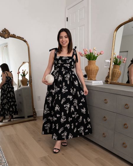 Here's an outfit idea that you can wear as a wedding guest: black sleeveless maxi dress, shellshape shoulder crossbody bag, and a black ankle strap heels! Wearing a size XS.
#formalwear #springstyle #fashionaccessories #outfitinspo

#LTKSeasonal #LTKItBag #LTKStyleTip