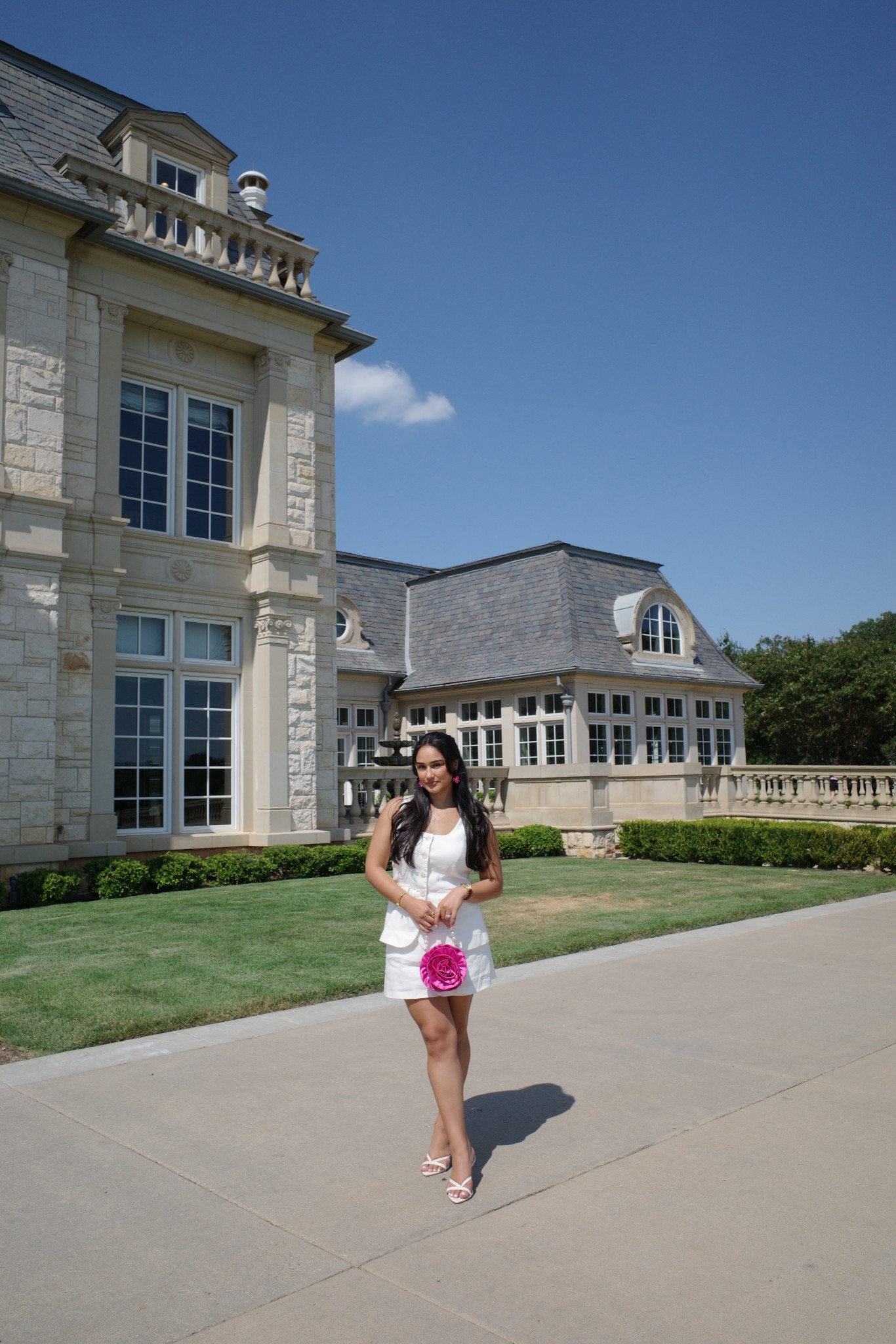 The most beautiful estate in Dallas, TX ❤️

#LTKHome #LTKBeauty #LTKParties
