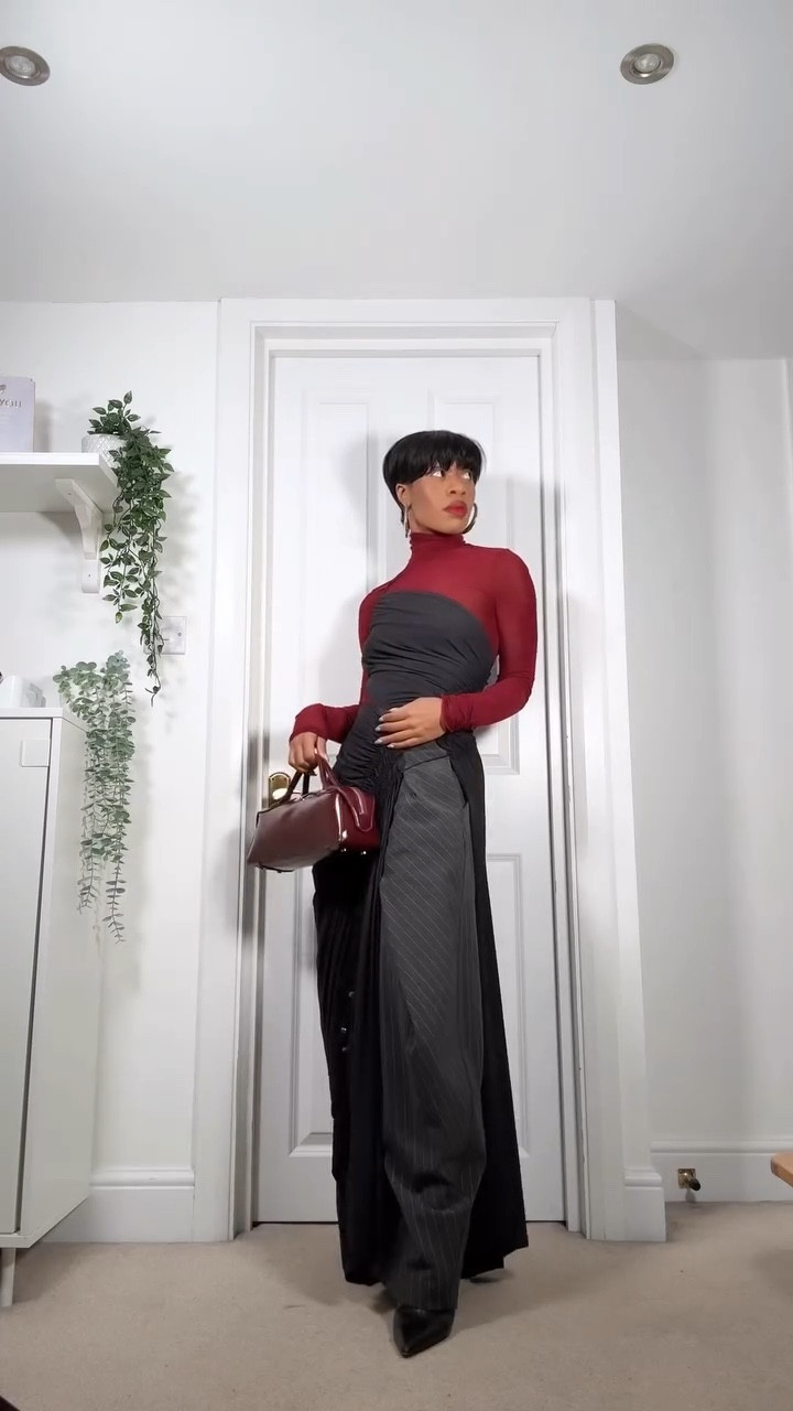 10K followers and I’m honestly so so grateful! 
I’m really enjoying building this little corner of the internet with you all.
If you’ve been here from early on or you’ve just found my page, I’d love to know… which video or outfit made you follow? 
Big love and definitely more fits and style systems and hacks to come!! 💋
Dress @_falash_ 
Trousers @bershka