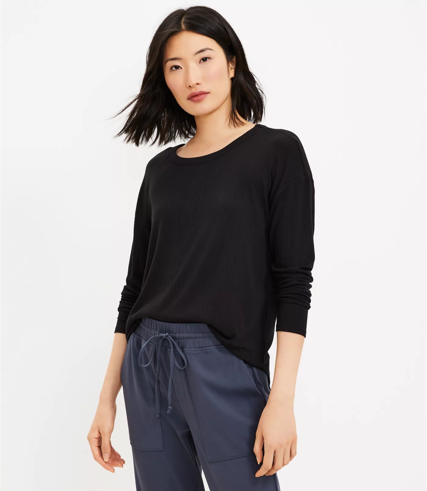 Lou & Grey Ribbed Signaturesoft Jersey Shirttail Top | LOFT