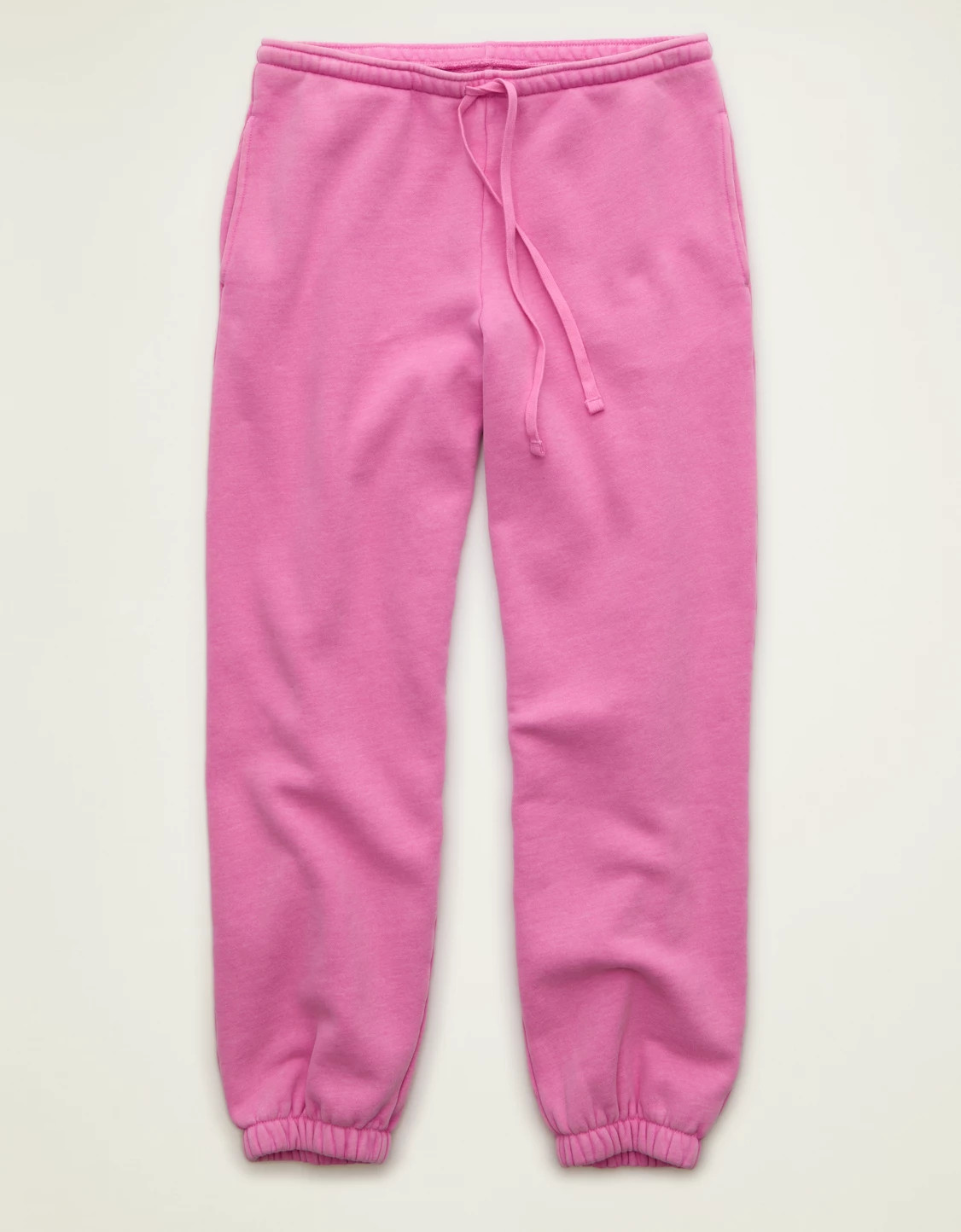 AE Everyday Luxe Low-Rise Baggy Jogger | American Eagle Outfitters (US & CA)