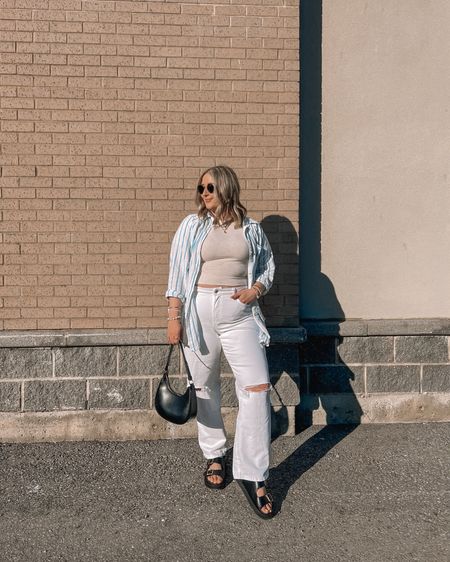 Casual midsize spring to summer outfit 
Tee - L (part of a matching set)
Button up shirt - L
White baggy jeans - 14
Chunky black sandals - TTS


#LTKcanada #LTKsummer #LTKmidsize