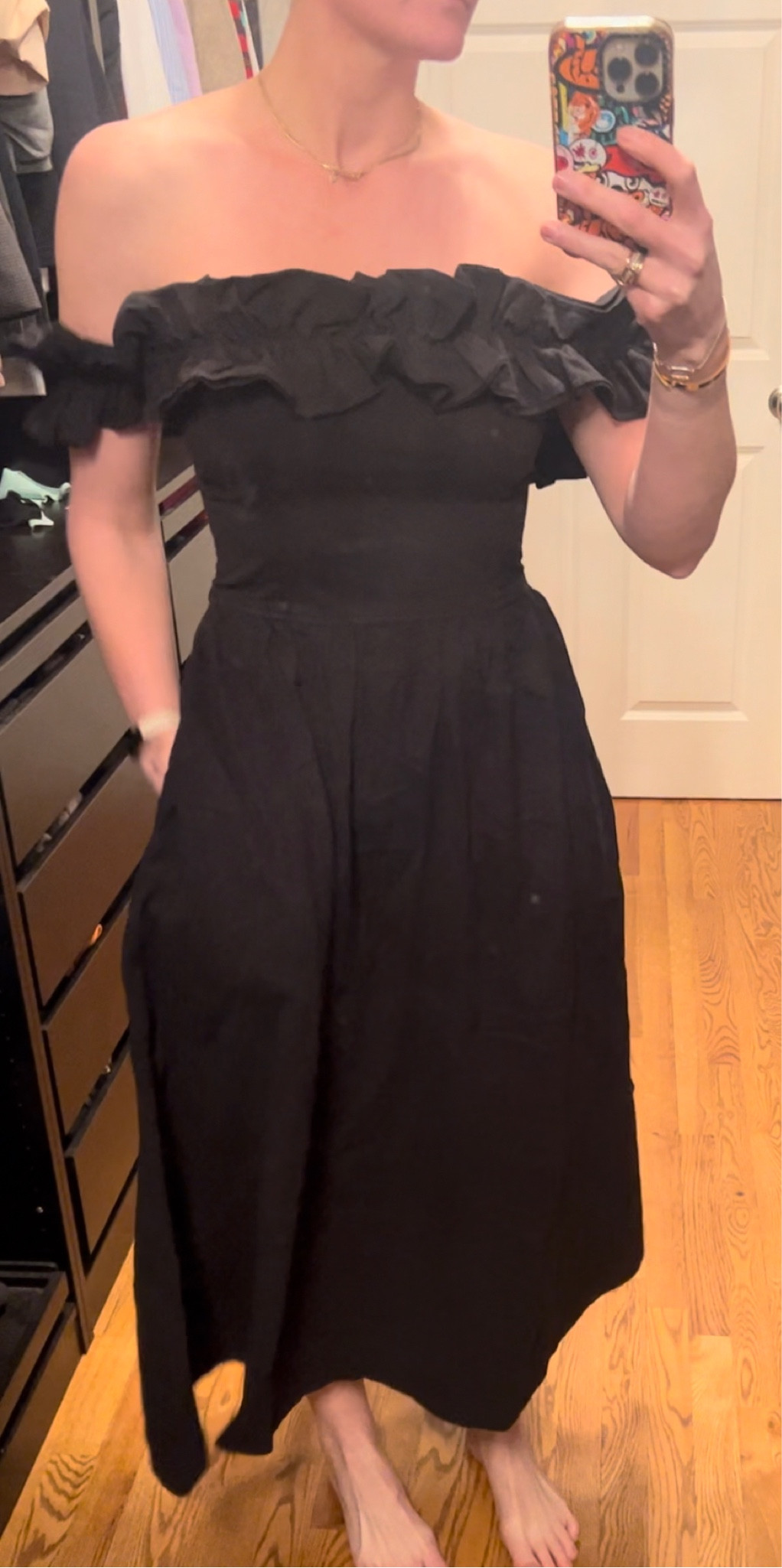 Ordered a medium at first (which is shown in photo) but then sized down to a small. It has a ruched elastic back and the tie was at the tightest for me so I think sizing down will be better  

#LTKFind #LTKcurves