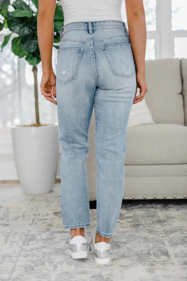 The Jessie Light Wash Distressed Mom Jean | Pink Lily