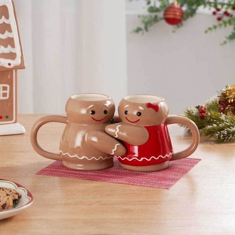 Hugging gingerbread mug set

#LTKGiftGuide #LTKHoliday