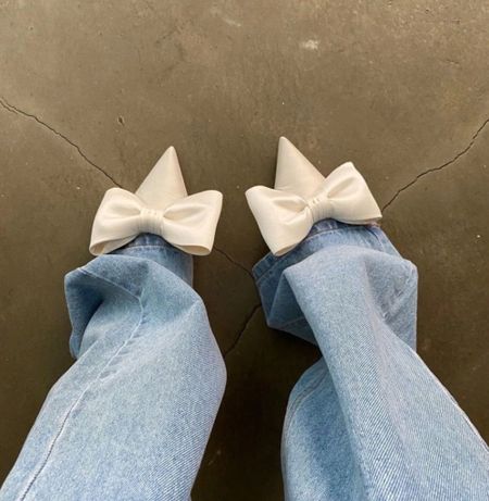 White pointed bow shoes 🎀

#LTKSpringSale #LTKshoecrush #LTKsalealert
