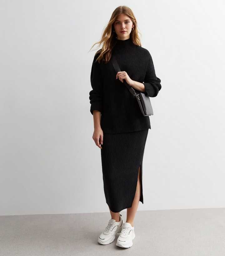 Black Ribbed Knit High Neck Jumper
						
						Add to Saved Items
						Remove from Saved Items | New Look (UK)