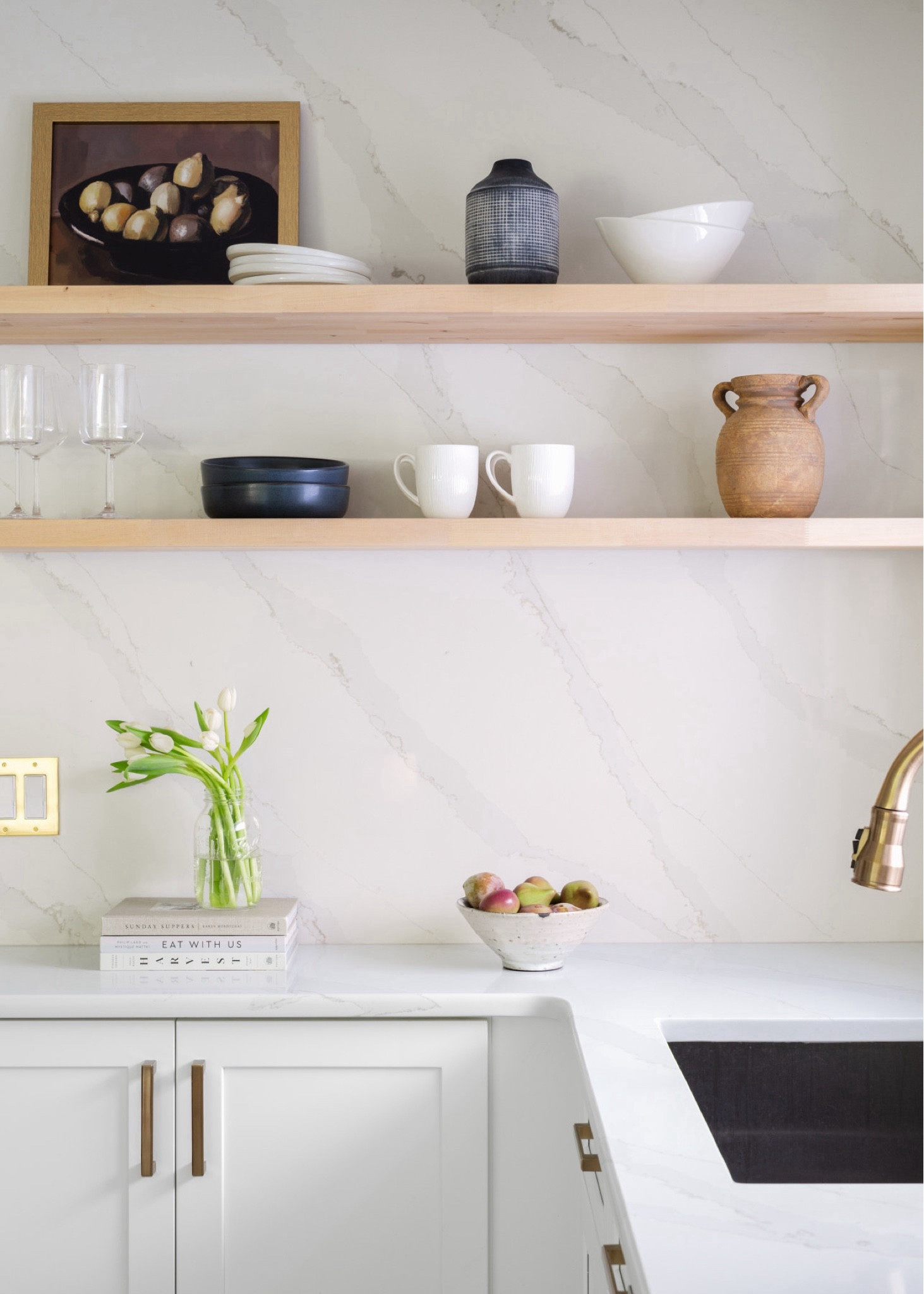 Smart kitchen decor items for your next remodel. Follow me for more home decor tips! 

#LTKSaleAlert #LTKStyleTip #LTKHome