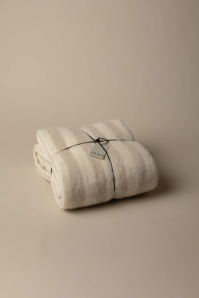 LINEA WOOL BLEND THROW | OAK + FORT