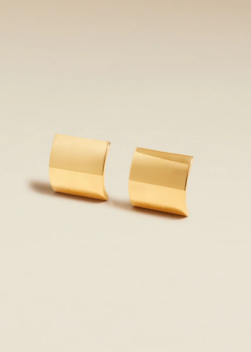 The Small Julius Smooth Panel Earrings in Gold | Khaite