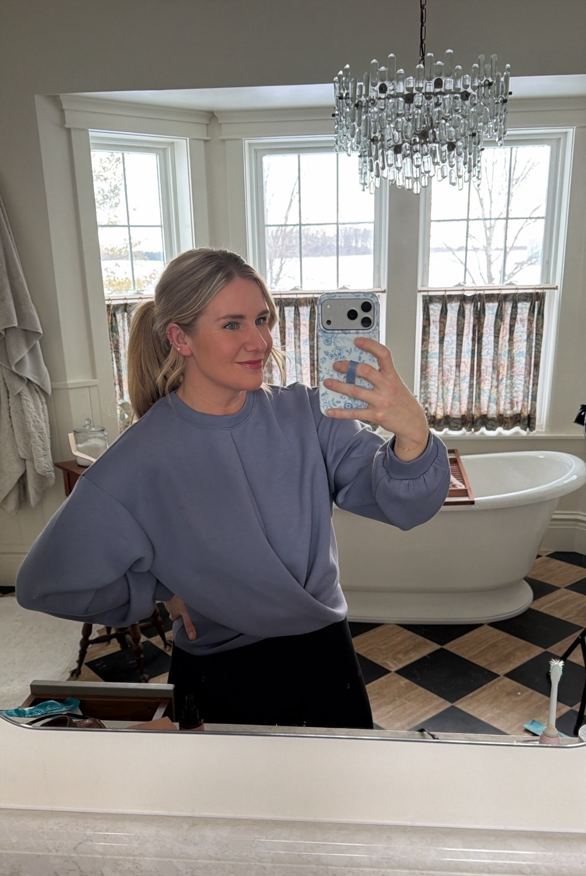 Heading back to buy more colors 🫣. Love this top and it’s 40% off! 
Fav Amazon leggings linked too 🫶🏻

#LTKActive #LTKSaleAlert #LTKootd