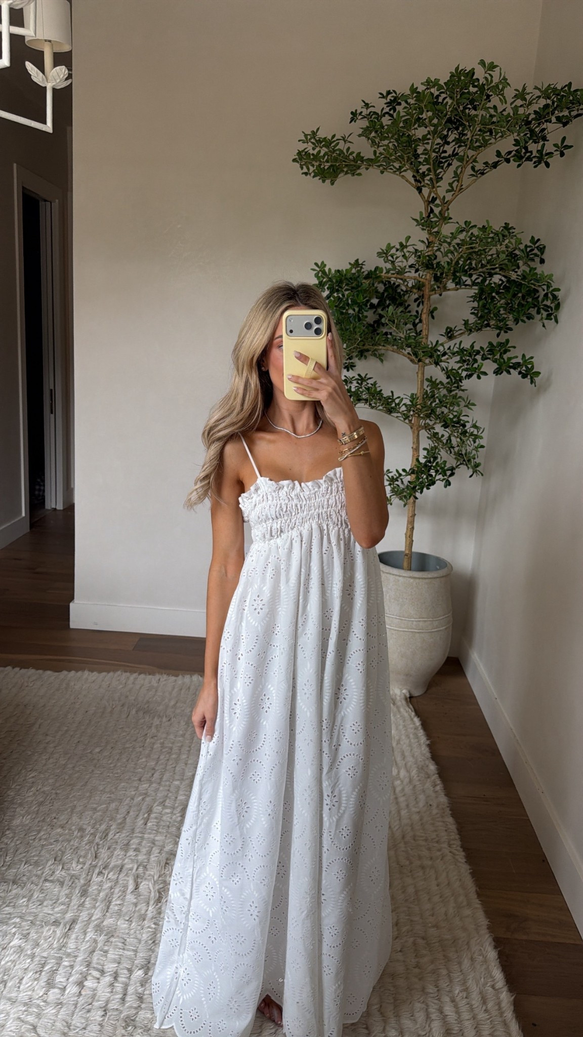 Wearing XS 
Code EMILYT20