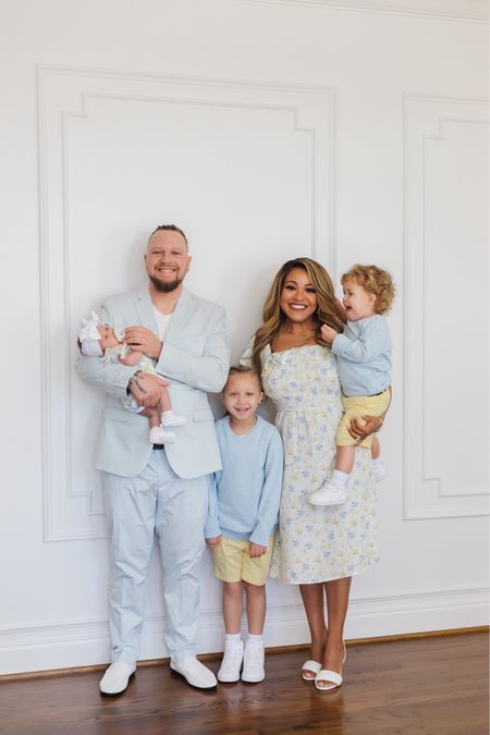 Spring Family Photos Outfits 💐

spring family photos // spring family pictures // family photo outfits spring // spring dress // spring outfits // family photo outfits boy // family photo outfits girl // baby girl outfits // toddler boy outfits // boy outfits

#LTKfindsunder100 #LTKstyletip #LTKfamily