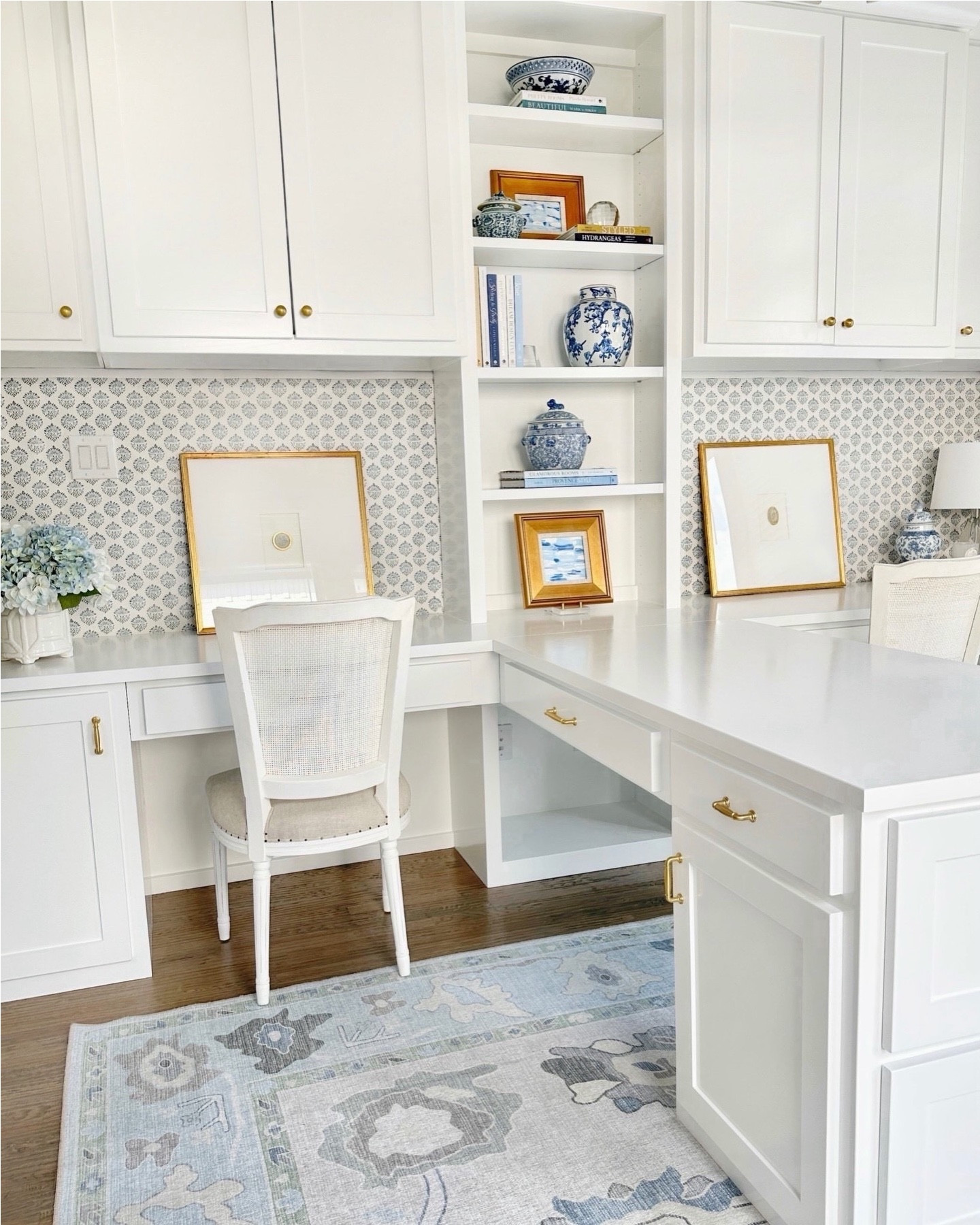 There’s nothing like beautiful blue and white accessories to bring a room to life! Sharing some of my favorite Chinoiserie finds from @Wayfair 💖 #ad #wayfairpartner #wayfair

Ginger jars blue and white decor blue vase traditional decor 

#LTKSeasonal #LTKHome #LTKSaleAlert