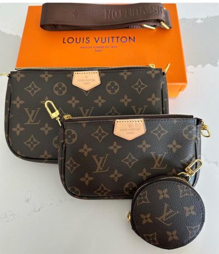Multi pochette in box with 2 straps! A great Christmas gift #dhgate #christmasgiftideas 