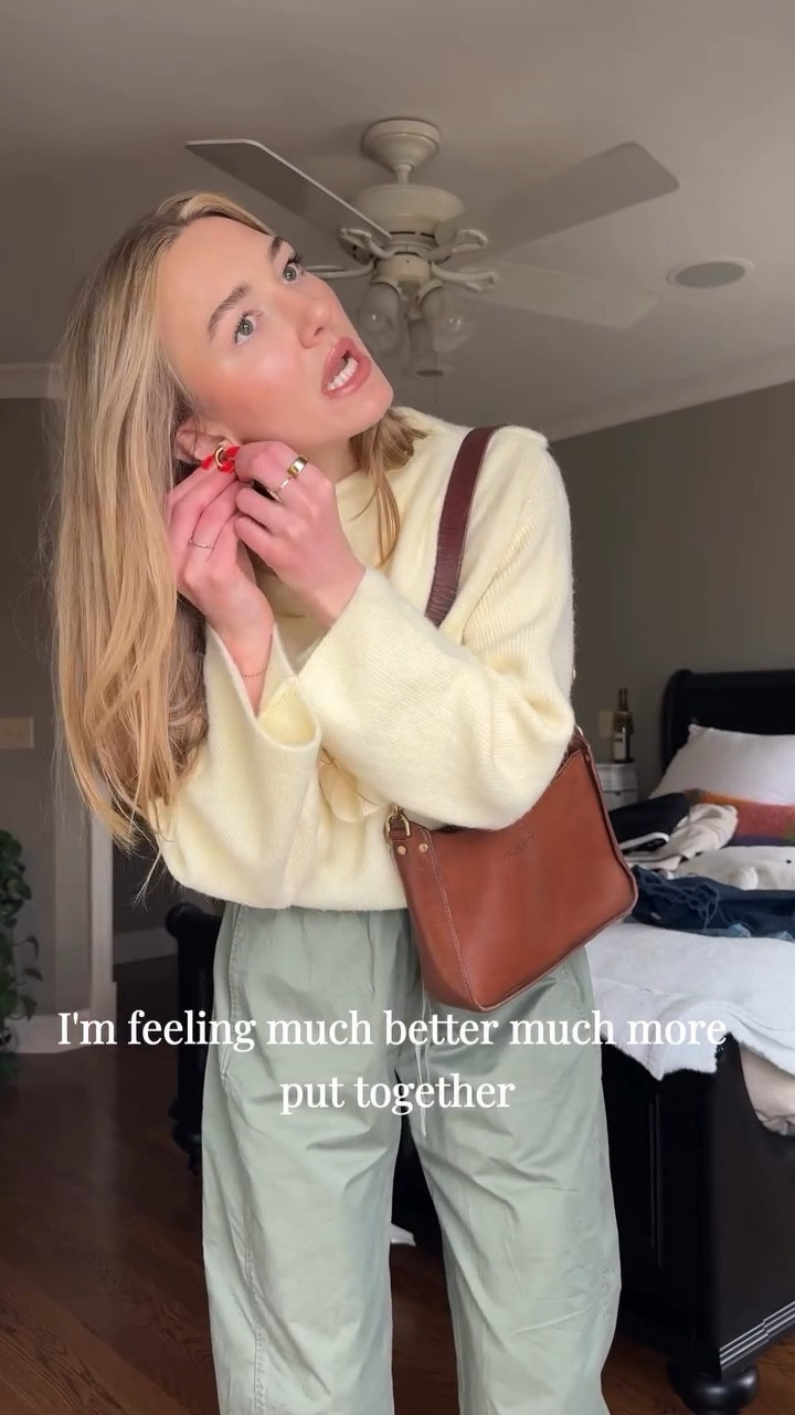 This is why my ootd videos are few and far between thanks bye

Merry Christmas :)