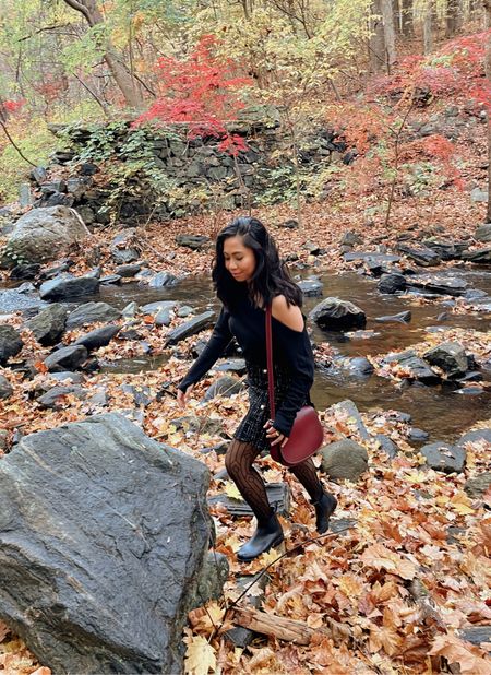 Wearing an over-the-shoulder sweater is the perfect addition to your fall wardrobe collection ❤️ Get this exact Free People sweater and similar items to my outfit in the post! 

#LTKSeasonal #LTKstyletip #LTKunder100