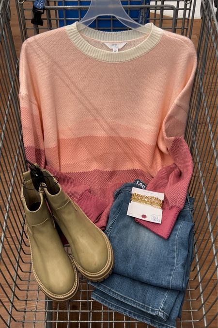 Ombré effect on this Walmart sweater is so pretty! 

#LTKstyletip