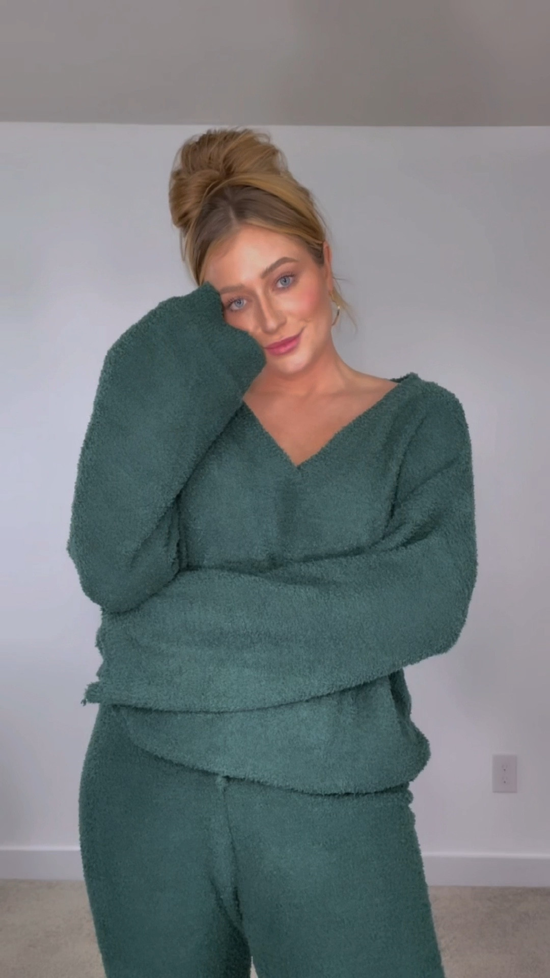 a barefoot dreams feeling loungewear set from amazon 😮‍💨🤌🏼



#LTKfindsunder100 #LTKtravel #LTKfindsunder50