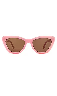 Camila Sunglasses
                    
                    DIFF EYEWEAR | Revolve Clothing (Global)