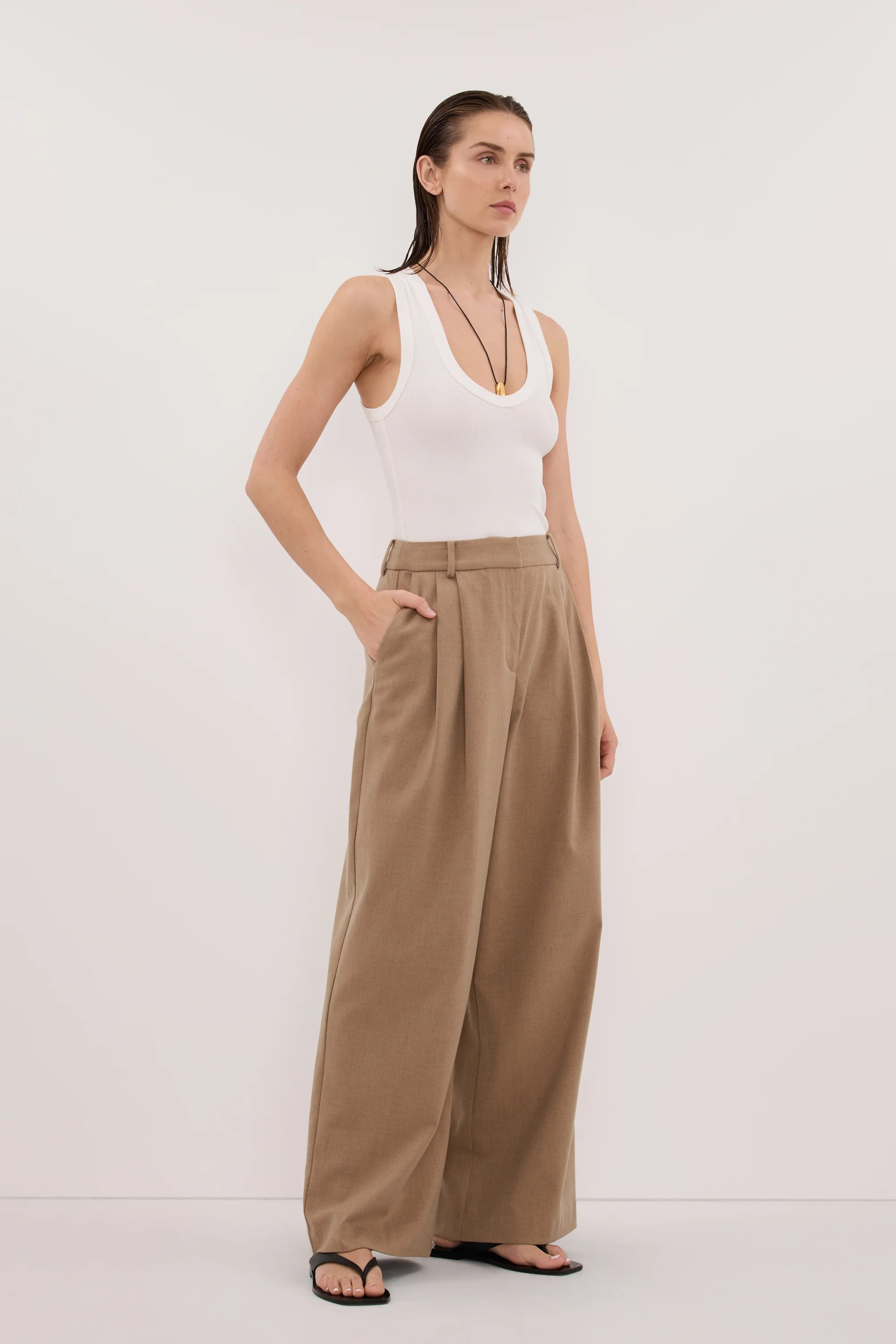 SORAYA TAN MARLE RELAXED TAILORED PANT | DISSH