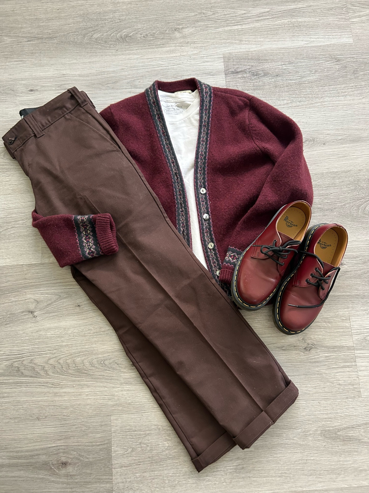 Cardigan and loafers work outfit 

#LTKmens #LTKworkwear #LTKstyletip