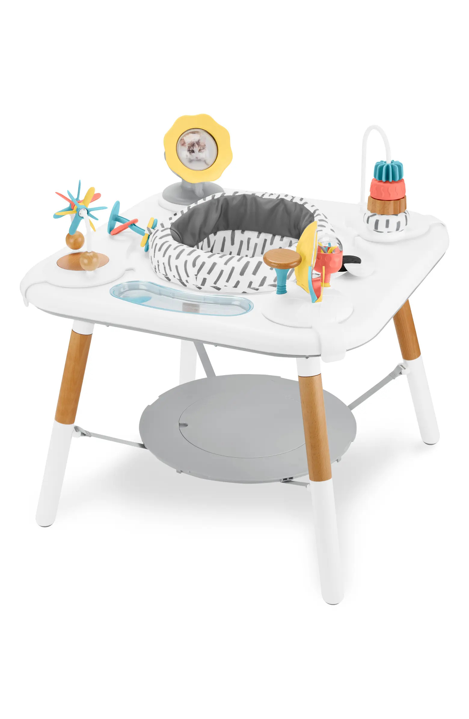 Discoverosity Activity Center | Nordstrom