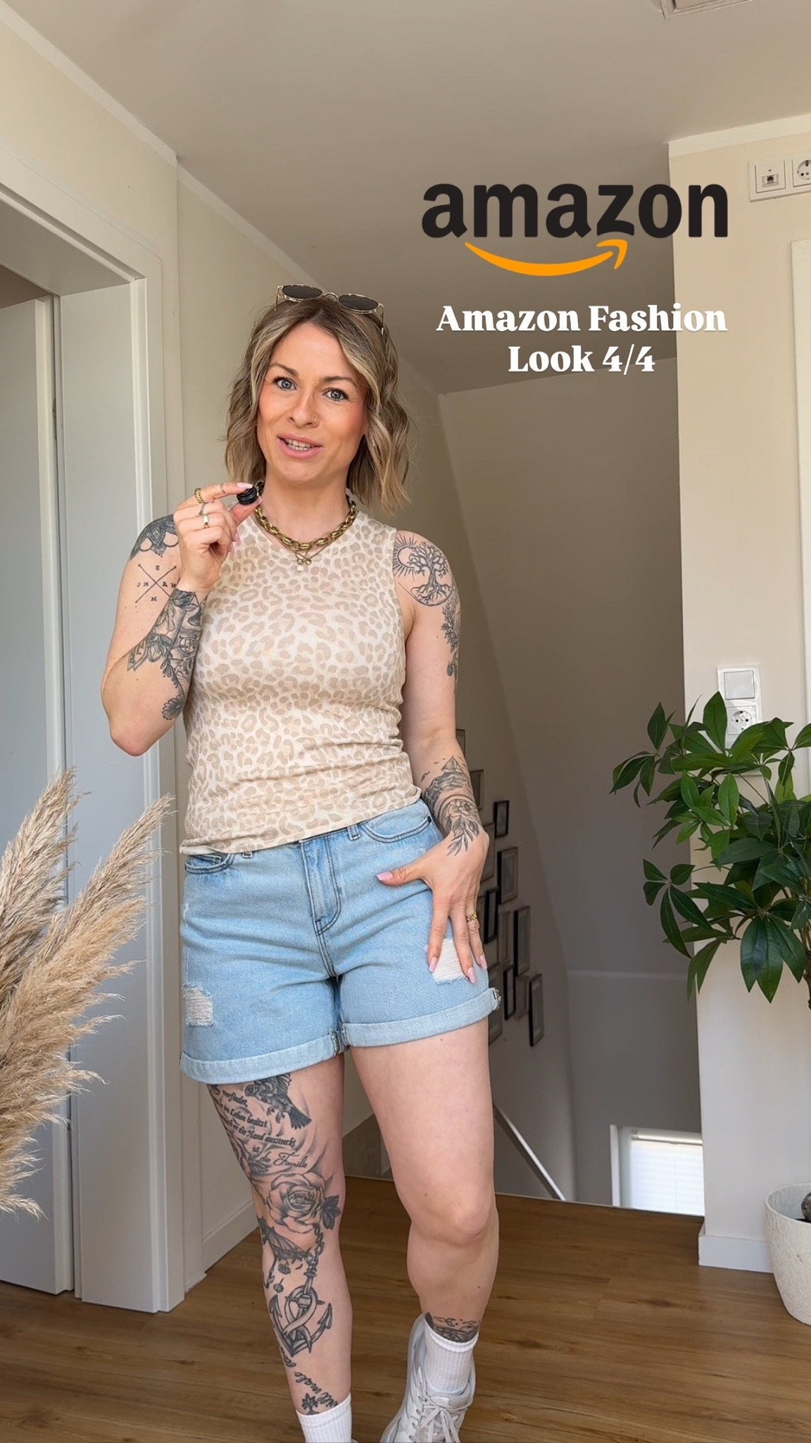 Sommerliches cooles Basic Outfit. Tolle Shorts.✨🤩￼ 🔥 #shorts #leo #leoprint #jeans #top #sonnenbrille #gelb #beige #gestreift #jeansshorts #noisymay #jjxx #amazon #amazonfashion