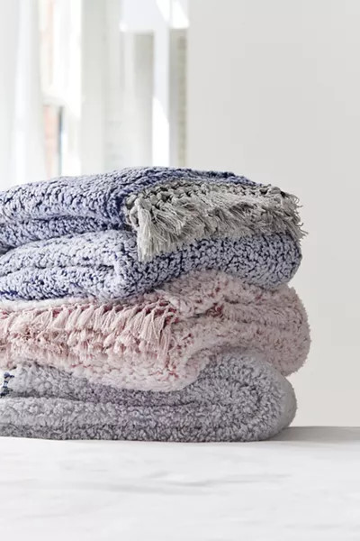 Amped Fleece Fringe Trim Throw Blanket | Urban Outfitters (US and RoW)