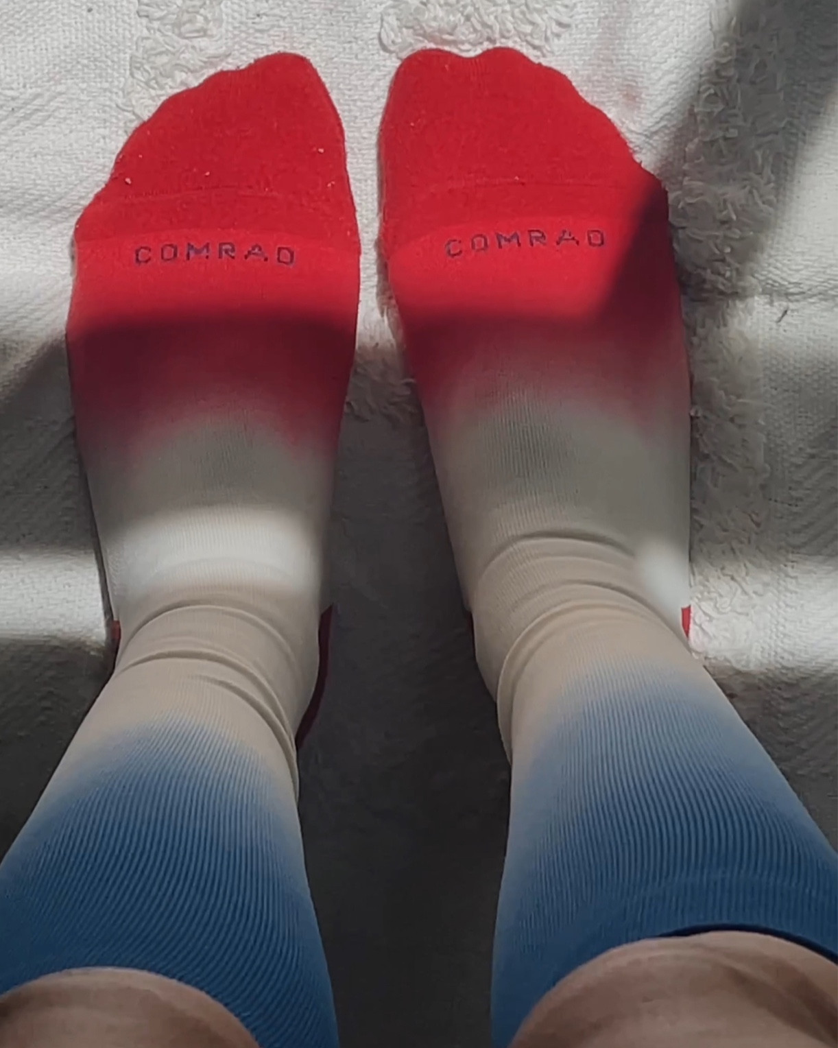 COMRAD COMPRESSION SOCKS

#LTKstyletip #LTKtravel #LTKworkwear