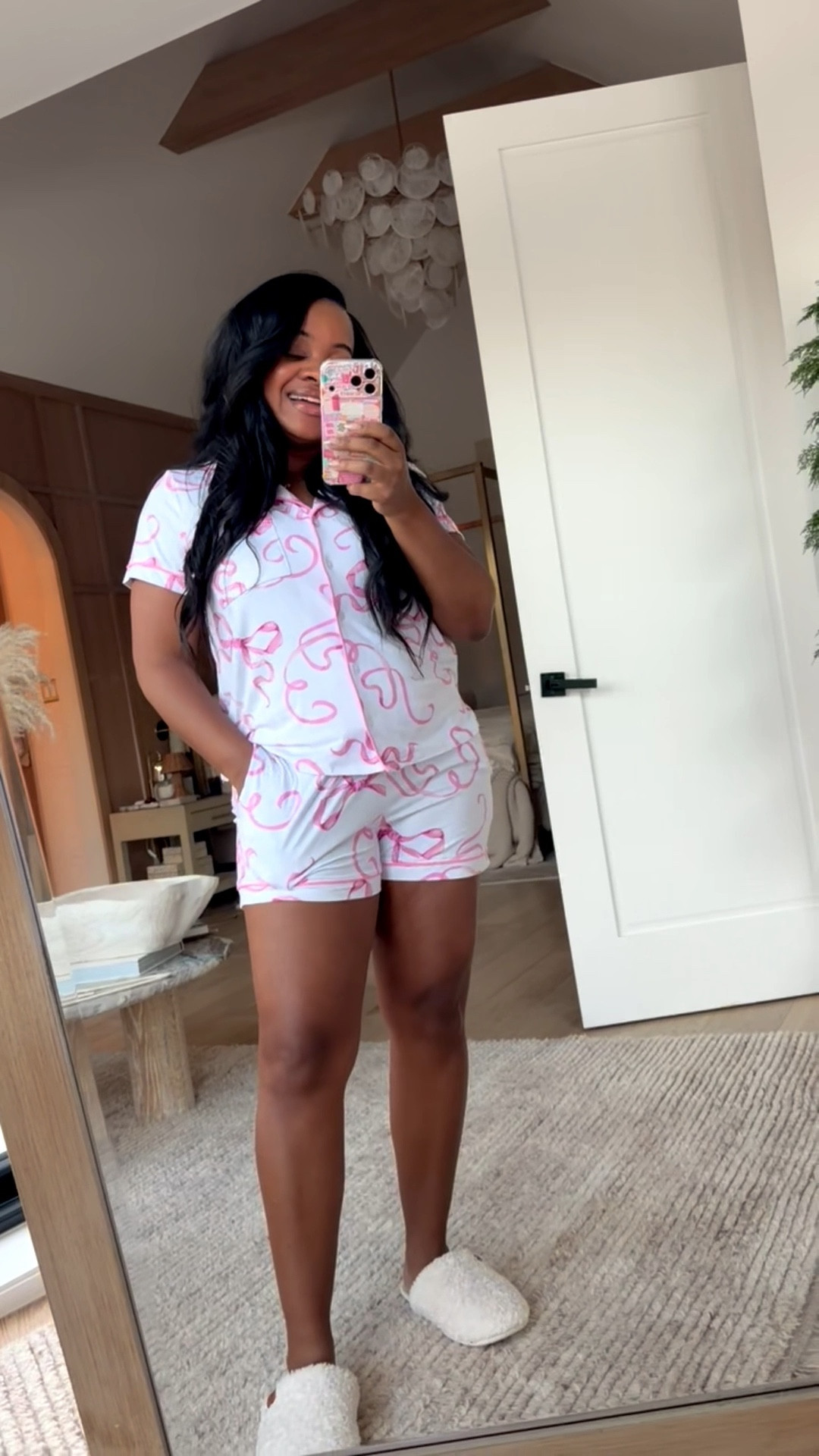 Loving these $17 Valentine’s pjs!

#LTKootd #LTKFindsUnder50 #LTKSeasonal