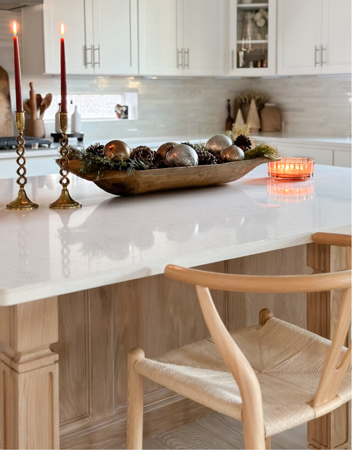 Easy holiday centerpieces. 

Christmas centerpiece. Doughbowl centerpiece 

#LTKhome #LTKHoliday #LTKSeasonal