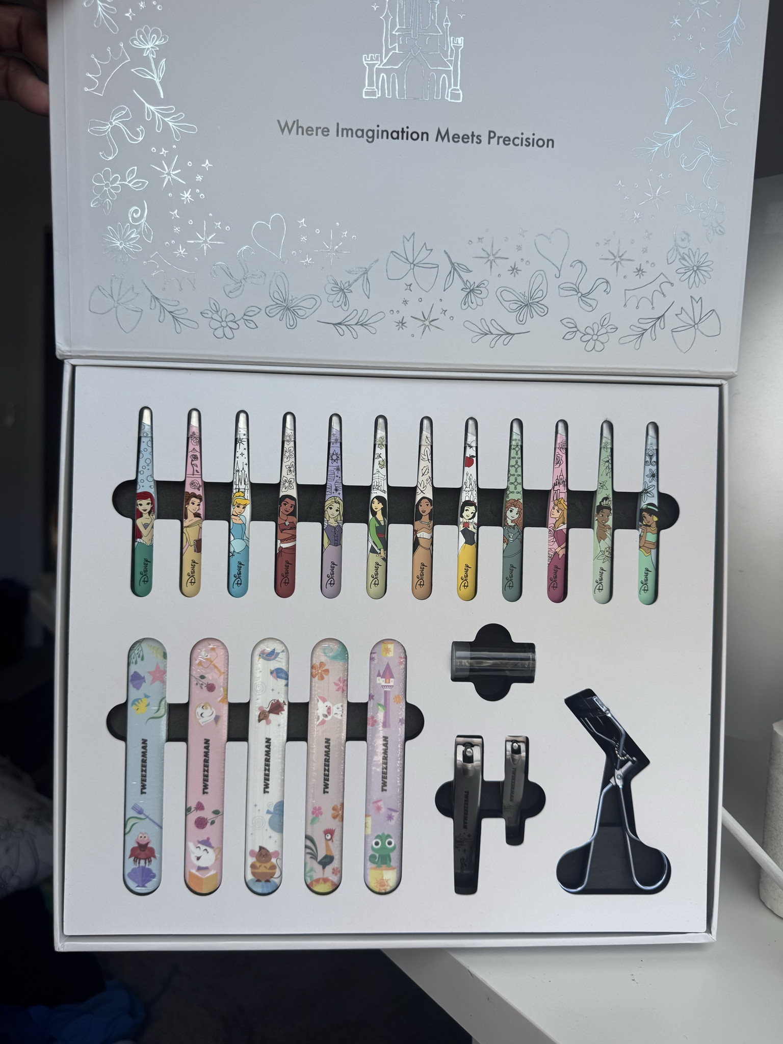 This limited edition Disney Princess mani-pedi + tweezer set from Tweezerman was thee absolute cutest!
 
#DisneyPrincess #LTKBeauty #ManiPediEssentials #Tweezerman #SelfCareMoments #BeautyOver50 #MidlifeJourney #LimitedEdition #TweezerSet #Pamper #SelfCare #xoJalonda

#LTKBeauty #LTKselfcare
